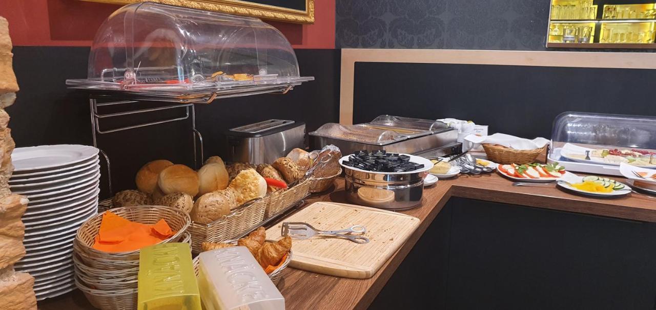 Hotel Wettiner Hof Riesa Dış mekan fotoğraf